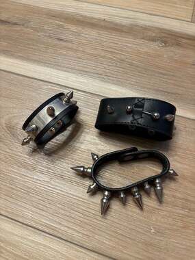 Y2K 3 Black Bracelet Punk Rivet Cuff Bracelet Goth Rock Hot Topic Leather